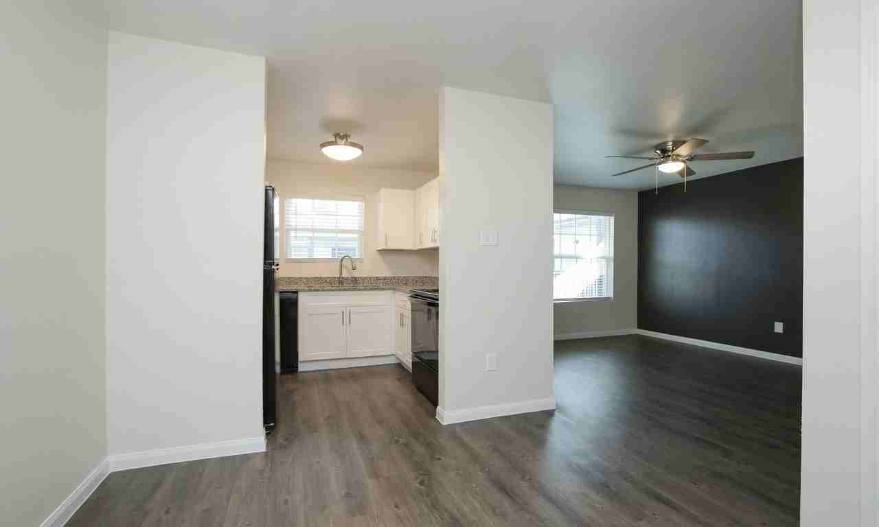 Crossings at Alderson Apartments - Photo 3 of 19