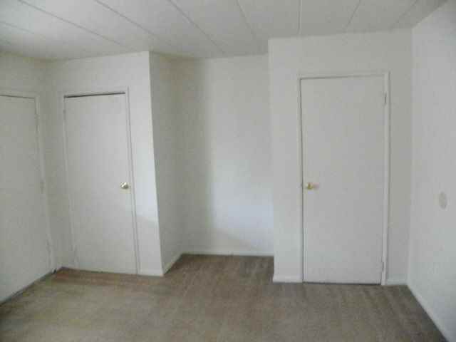 Renshaw Apartments - Photo 3 of 13