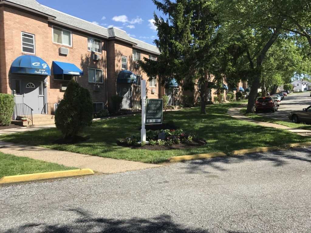 Renshaw Apartments - Photo 5 of 13