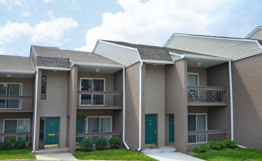 Summit Place Apartments - Photo 7 of 11