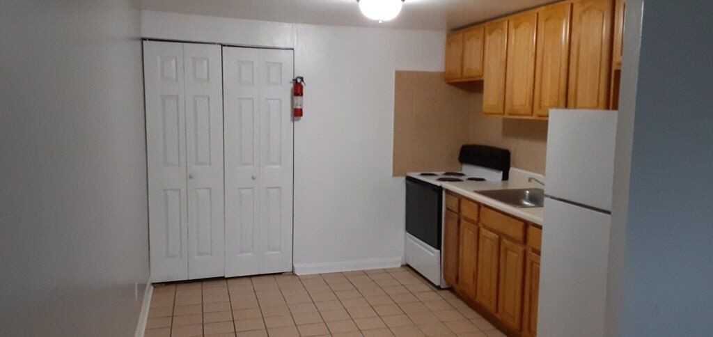 Willow Gardens Apartments - Photo 2 of 17