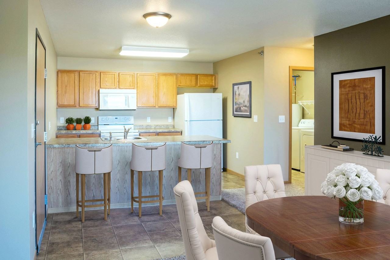 Burlington Apartments - Photo 5 of 15