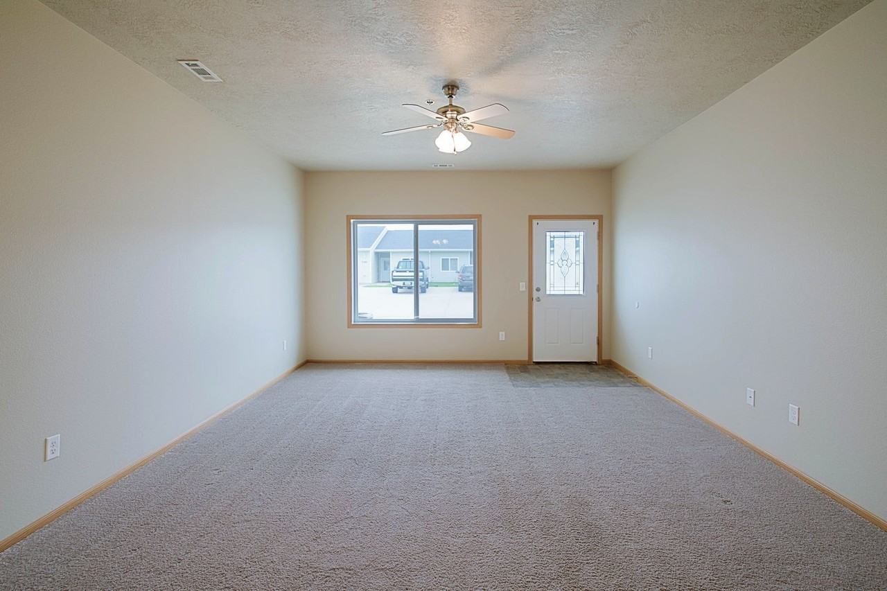 The Heights Condos - Photo 7 of 29