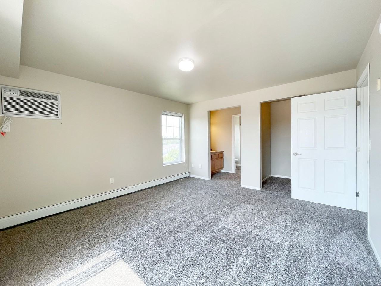 Willow Brooke Lodge - Photo 3 of 25