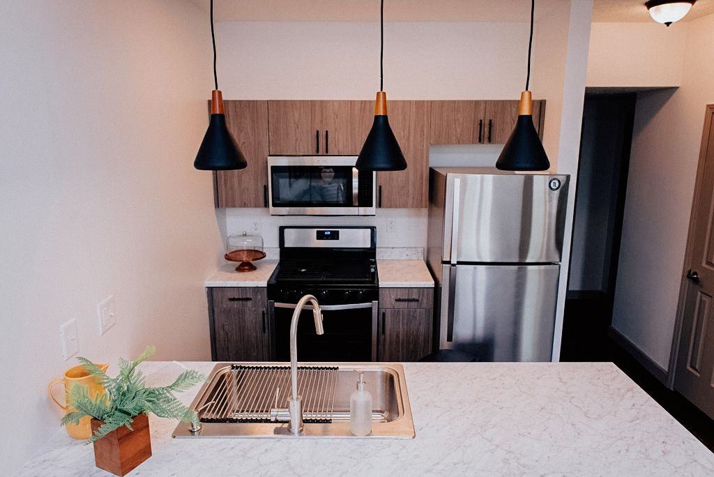 The Laurel Flats Apartments - Photo 6 of 16