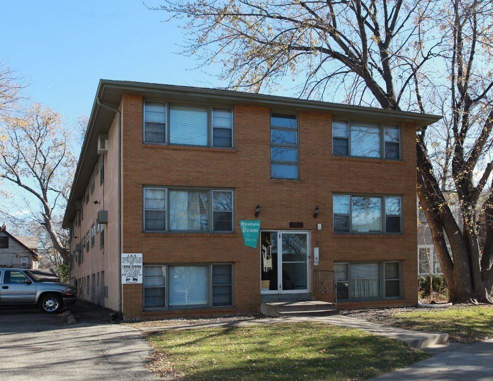 The Coliseum - Photo 2 of 11