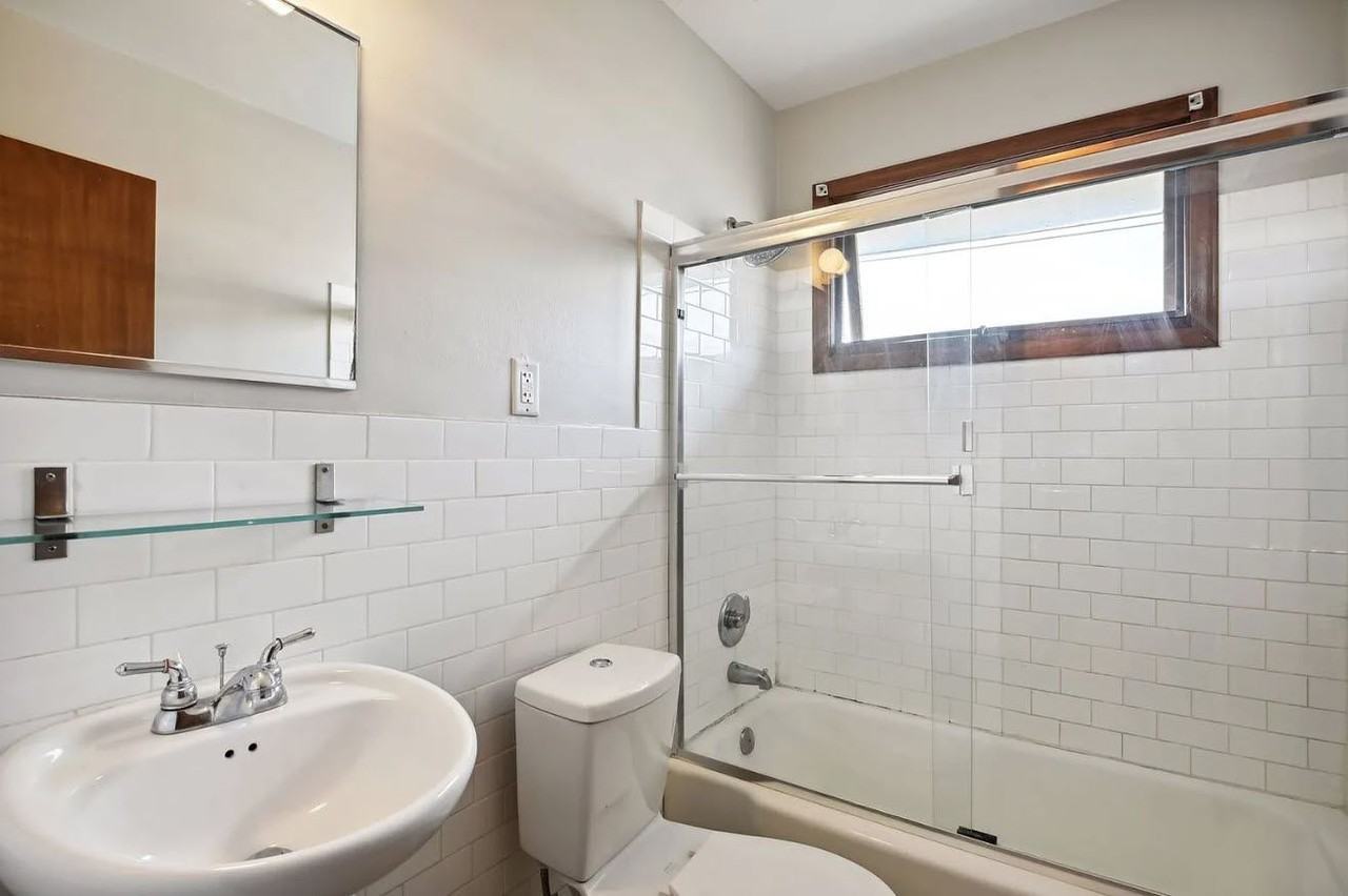 The Moline - Photo 7 of 14