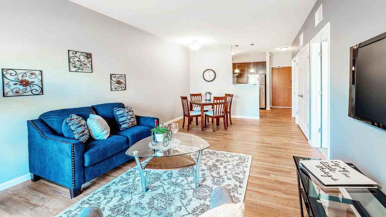 Gateway Green Apartments - Photo 7 of 33