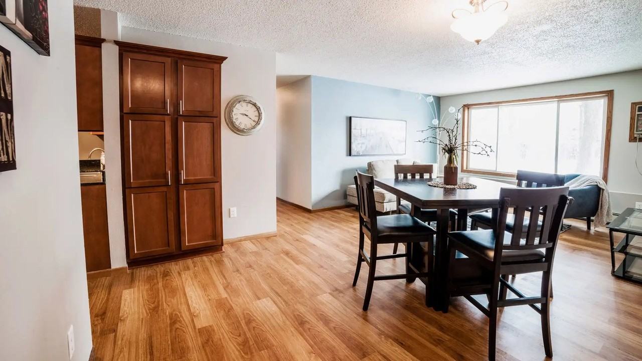 Greystone Apartments - Photo 2 of 6