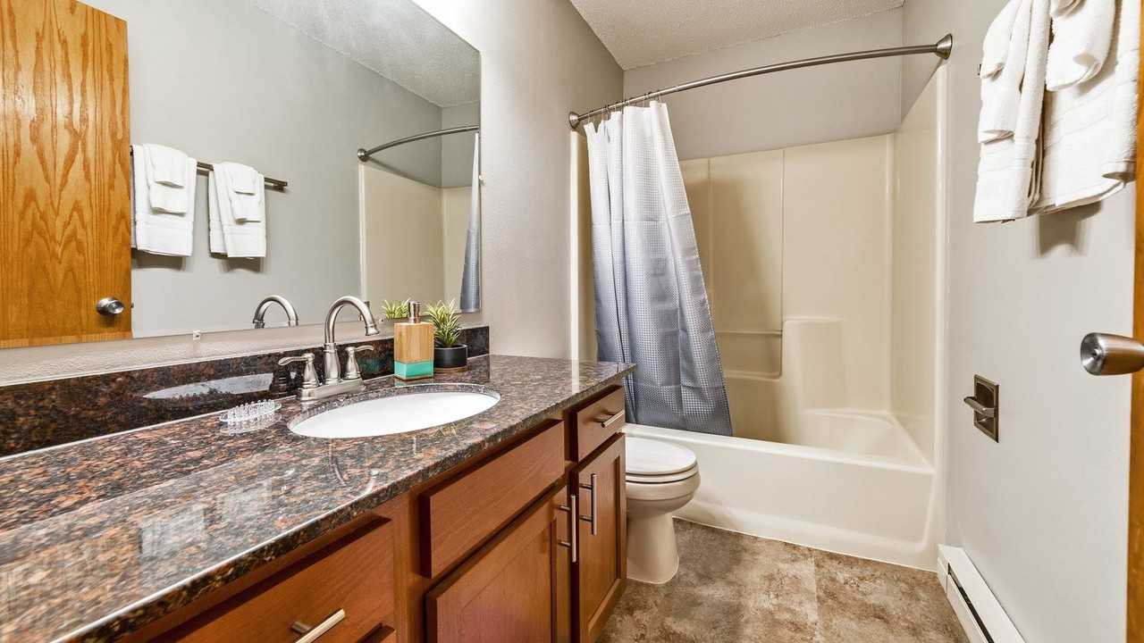 Heritage Heights Apartments - Photo 6 of 11