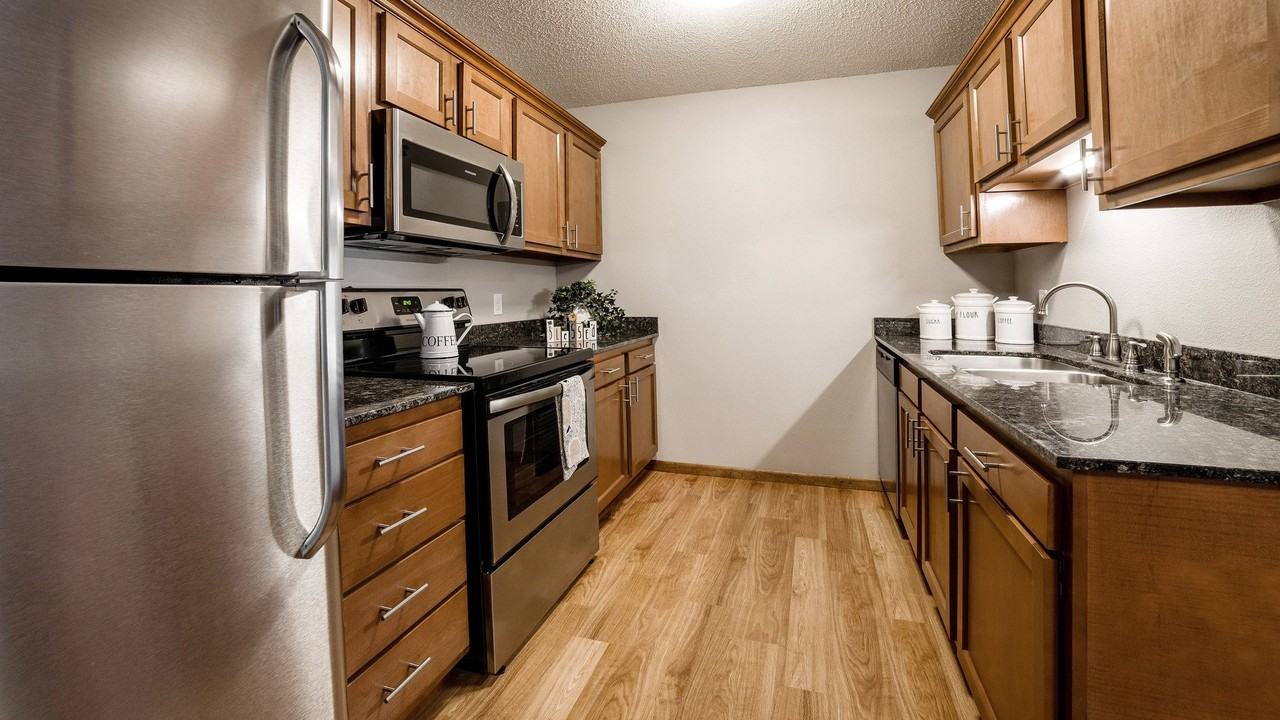 Legacy Pointe Apartments - Photo 2 of 45