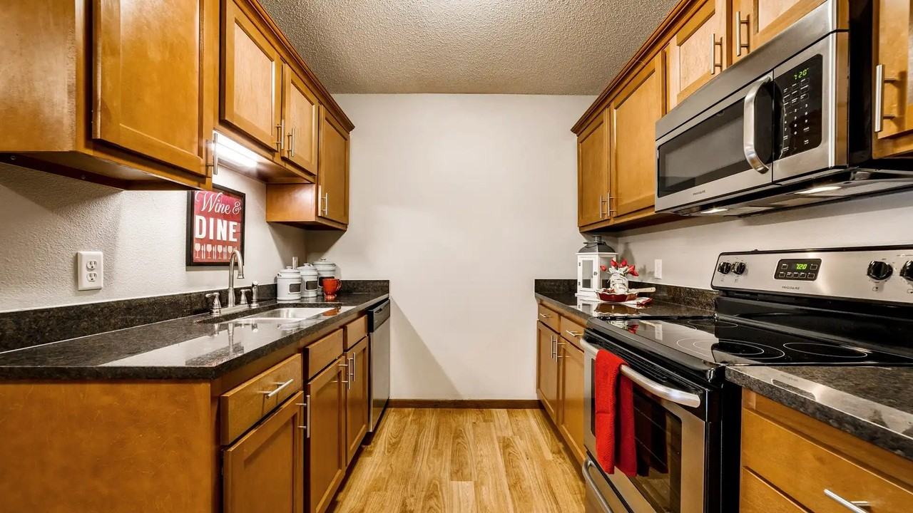 Northbrook Apartments - Photo 3 of 6