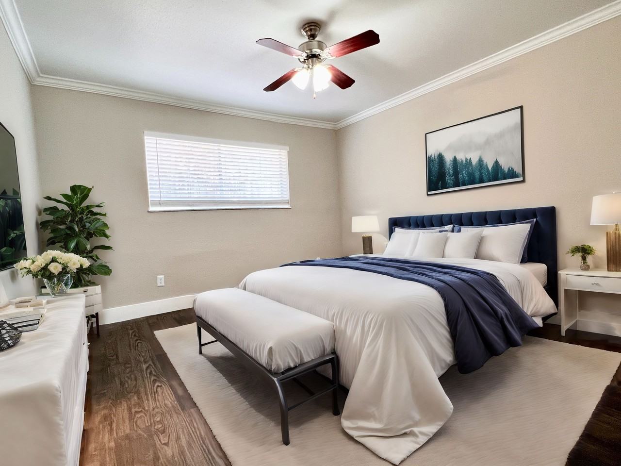 The Court at Oak Forest Apartments 4102 Mangum Rd, Houston, TX 77092