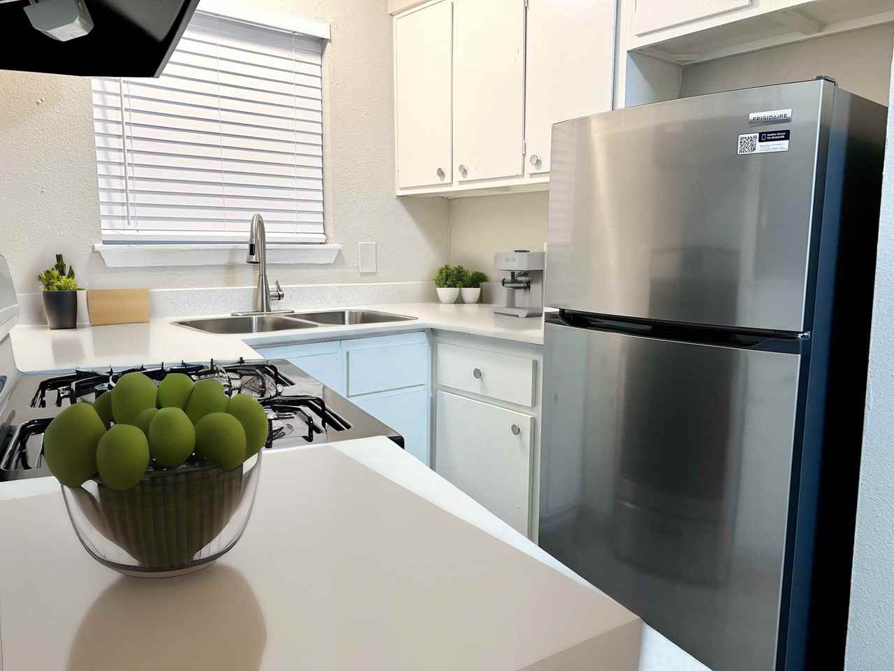 The Court at Oak Forest Apartments 4102 Mangum Rd, Houston, TX 77092