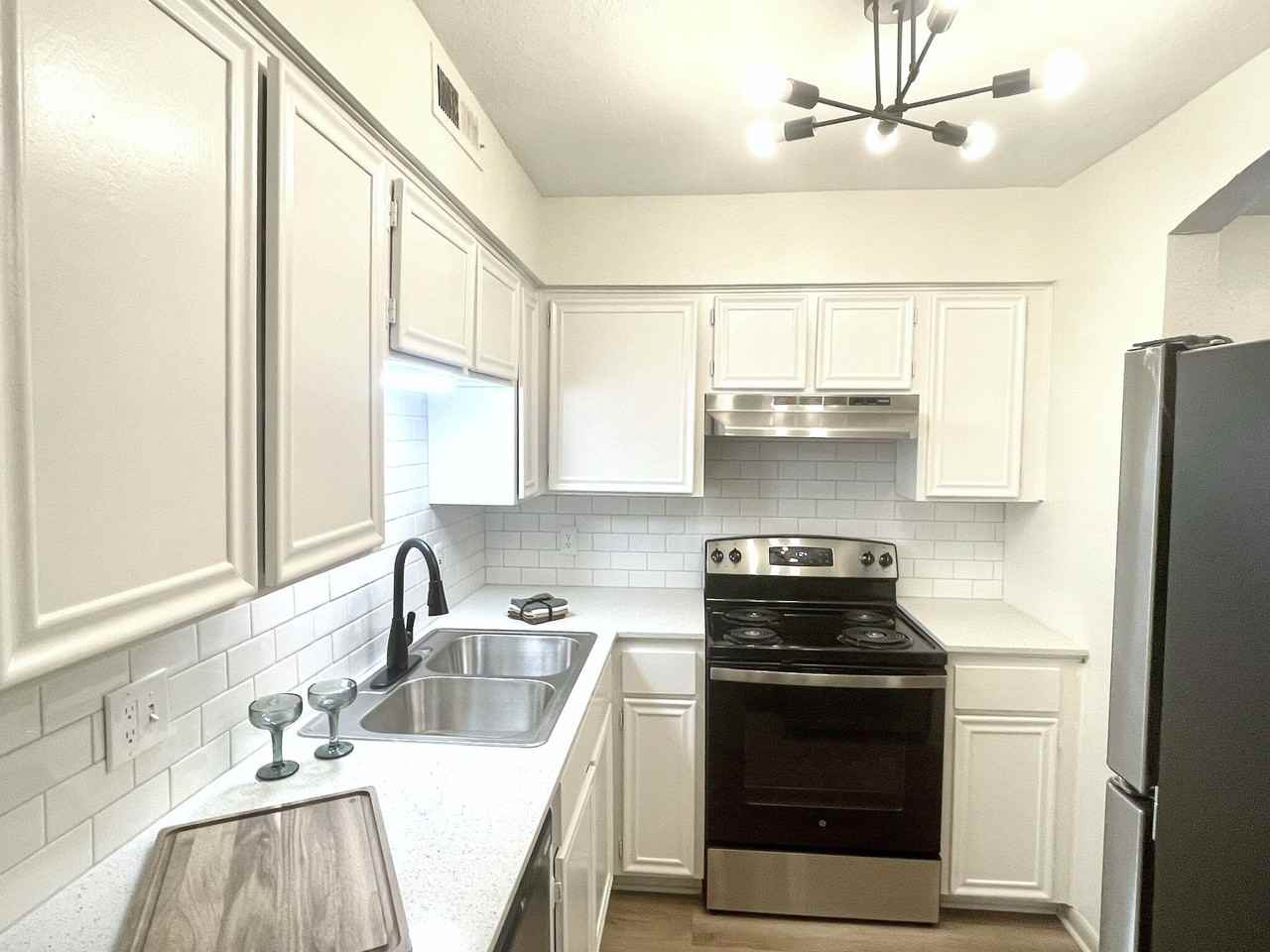 Isabella At Norman Apartments - Photo 2 of 34