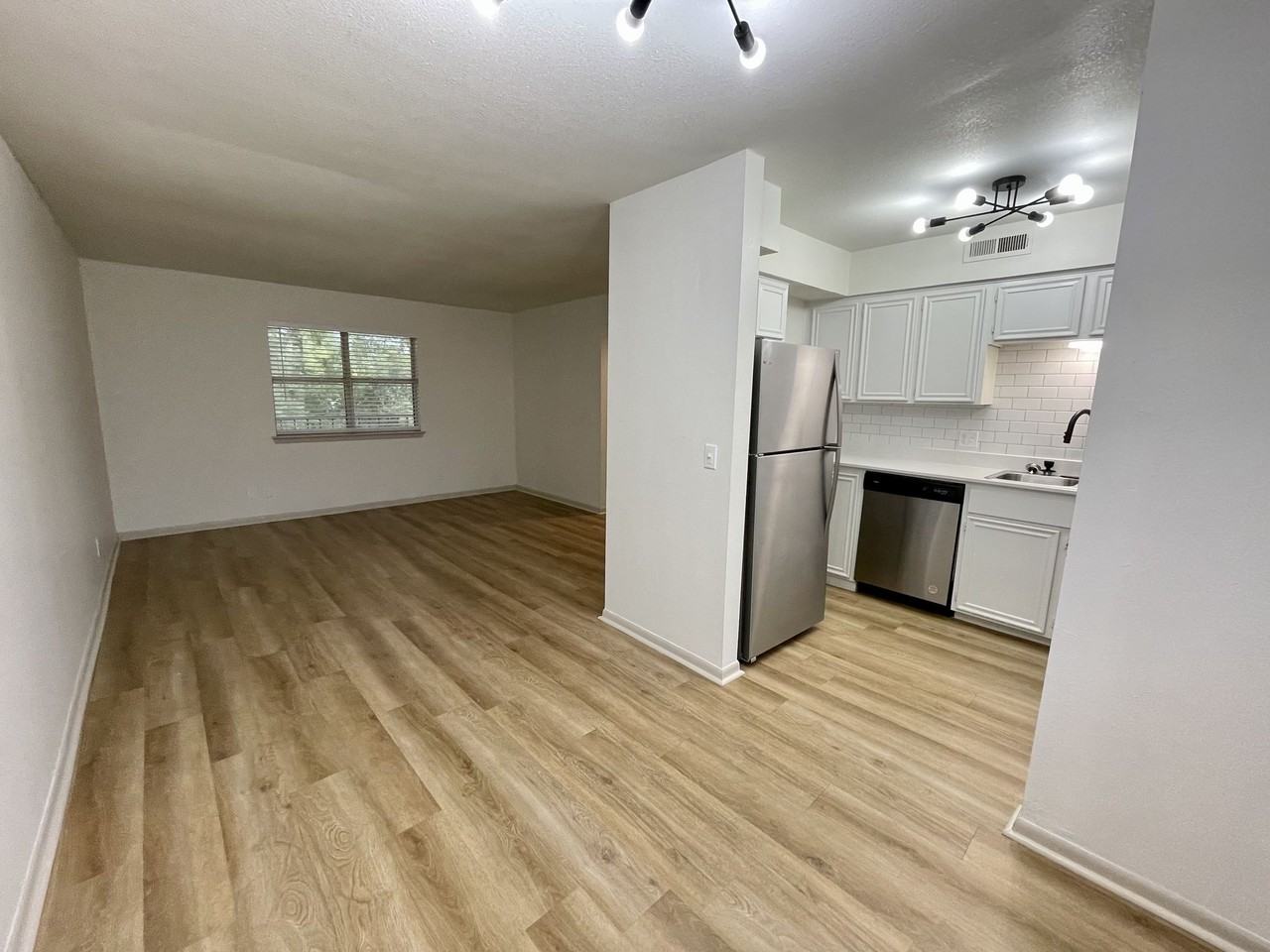 Isabella At Norman Apartments - Photo 6 of 34