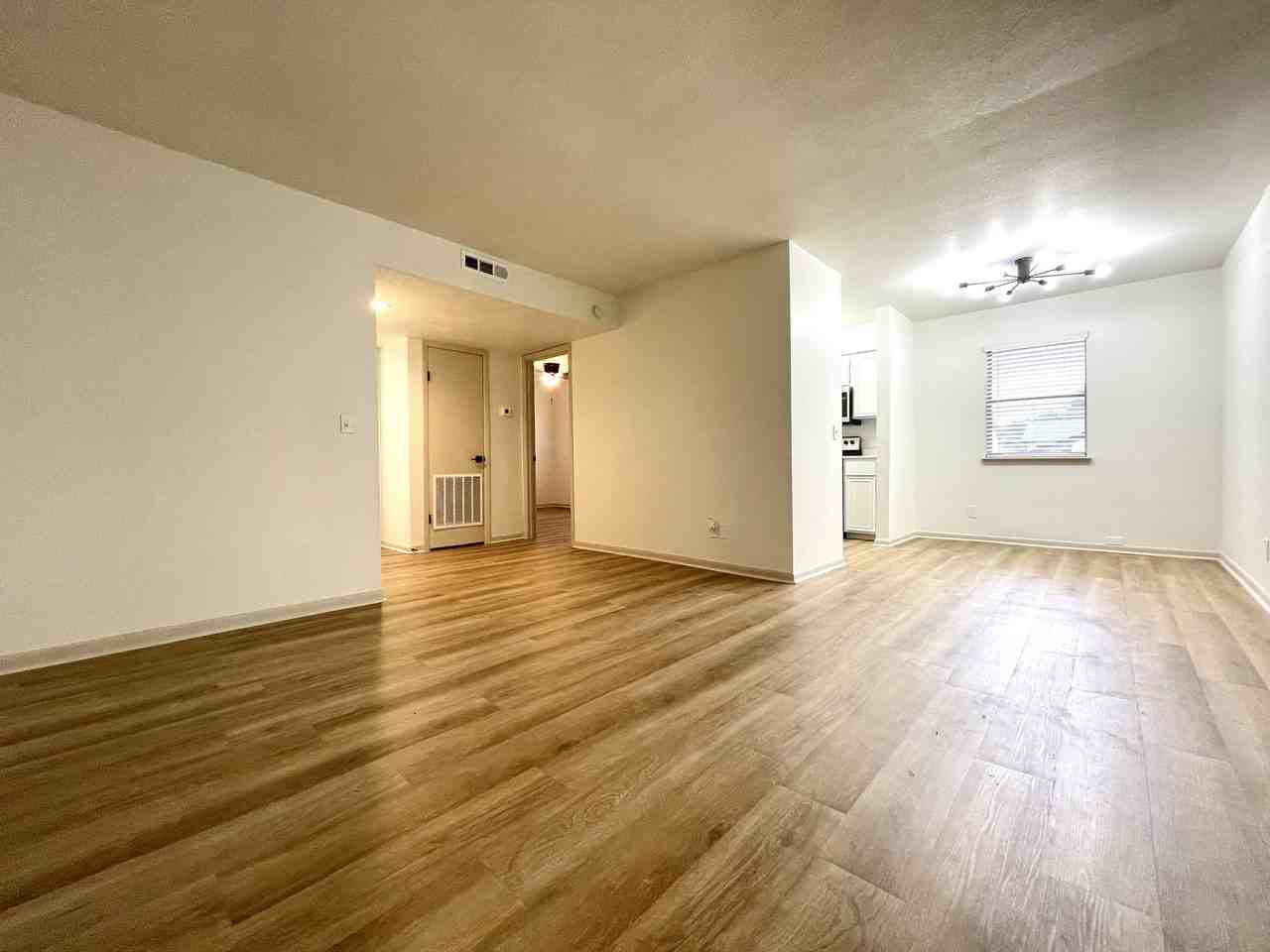 Isabella At Norman Apartments - Photo 7 of 34