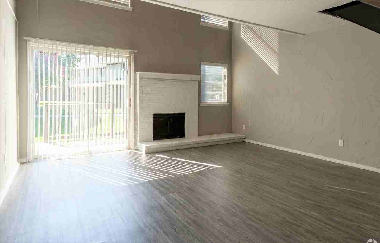 Rock Canyon Apartments - Photo 6 of 29