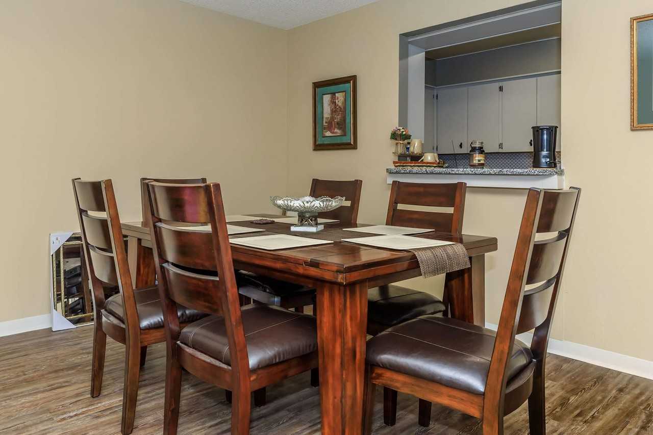 Greenbriar Apartment Homes - Photo 6 of 30