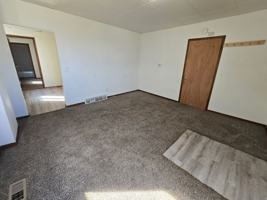 featured image of 1007 Iowa St