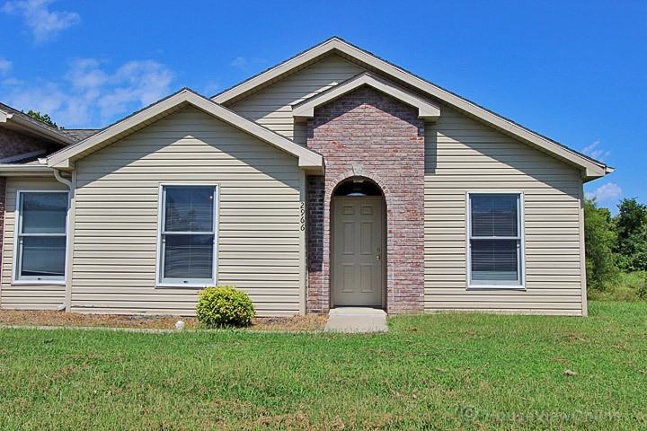 2970 Shamrock Ct - Photo 2 of 16