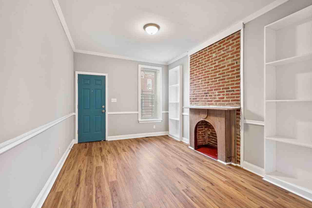 2132 Orleans St - Photo 2 of 27