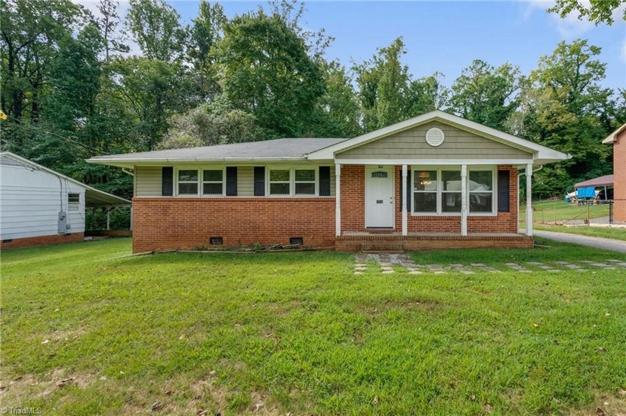 1212 Brookwood - Photo 3 of 30