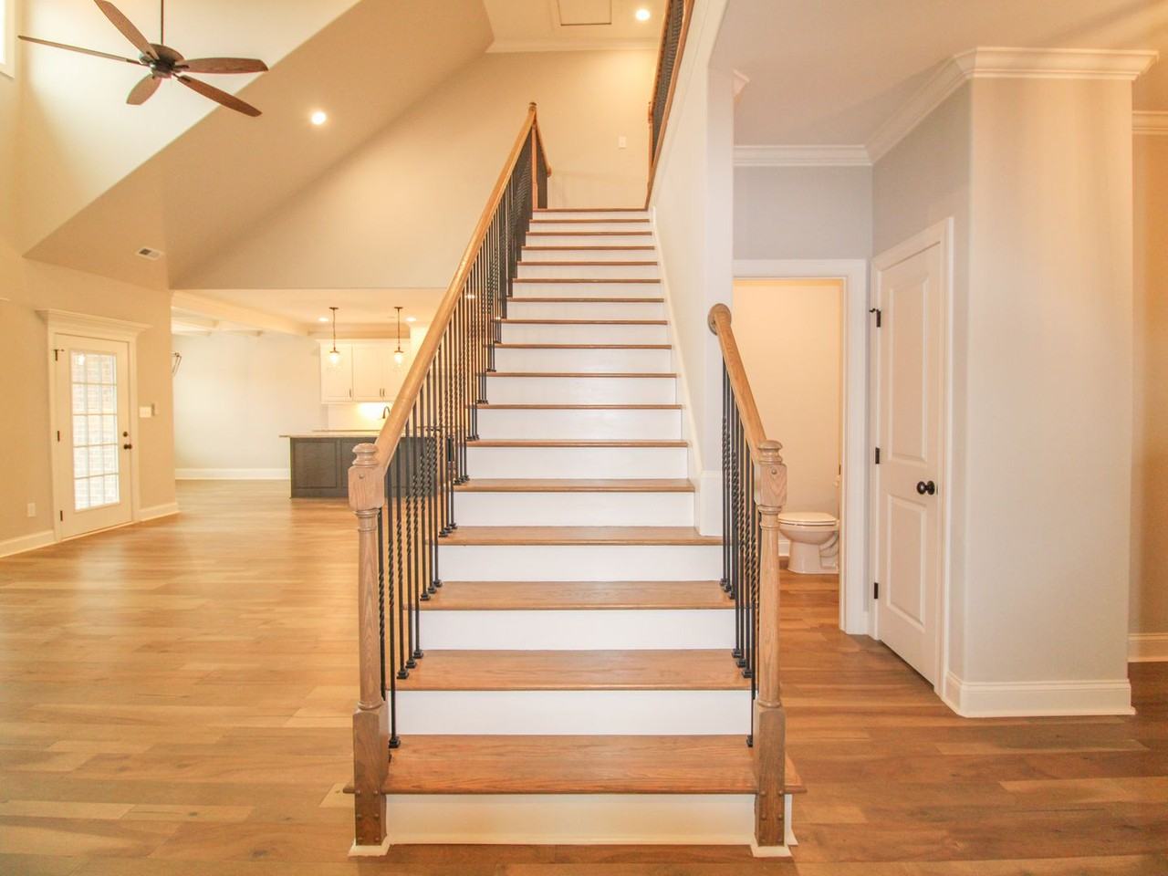 17814 Longleaf Dr - Photo 4 of 42