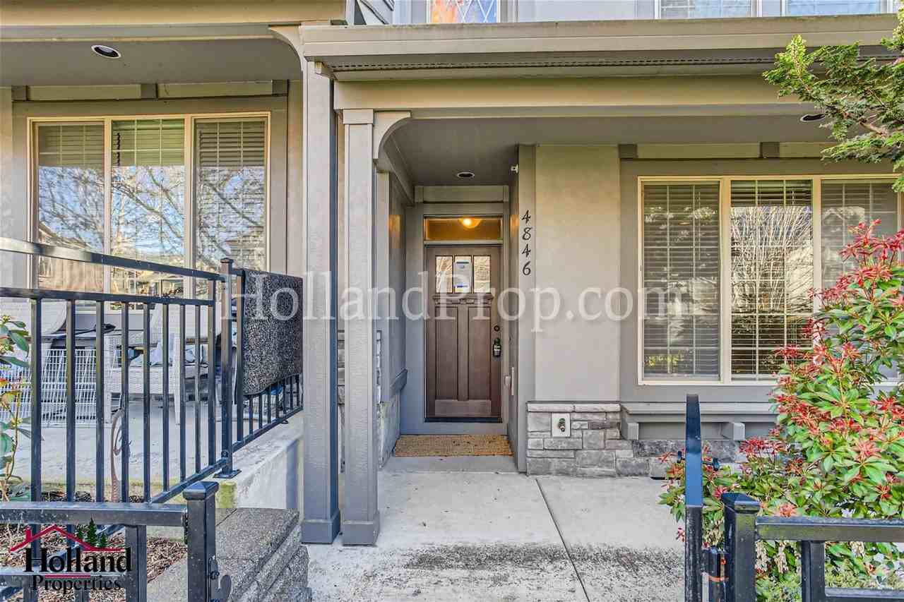 4846 Nw 162nd Ter - Photo 3 of 29