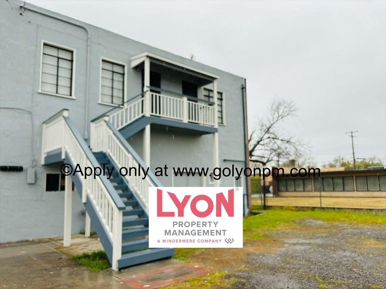 2250 Oxford St - Photo 3 of 8