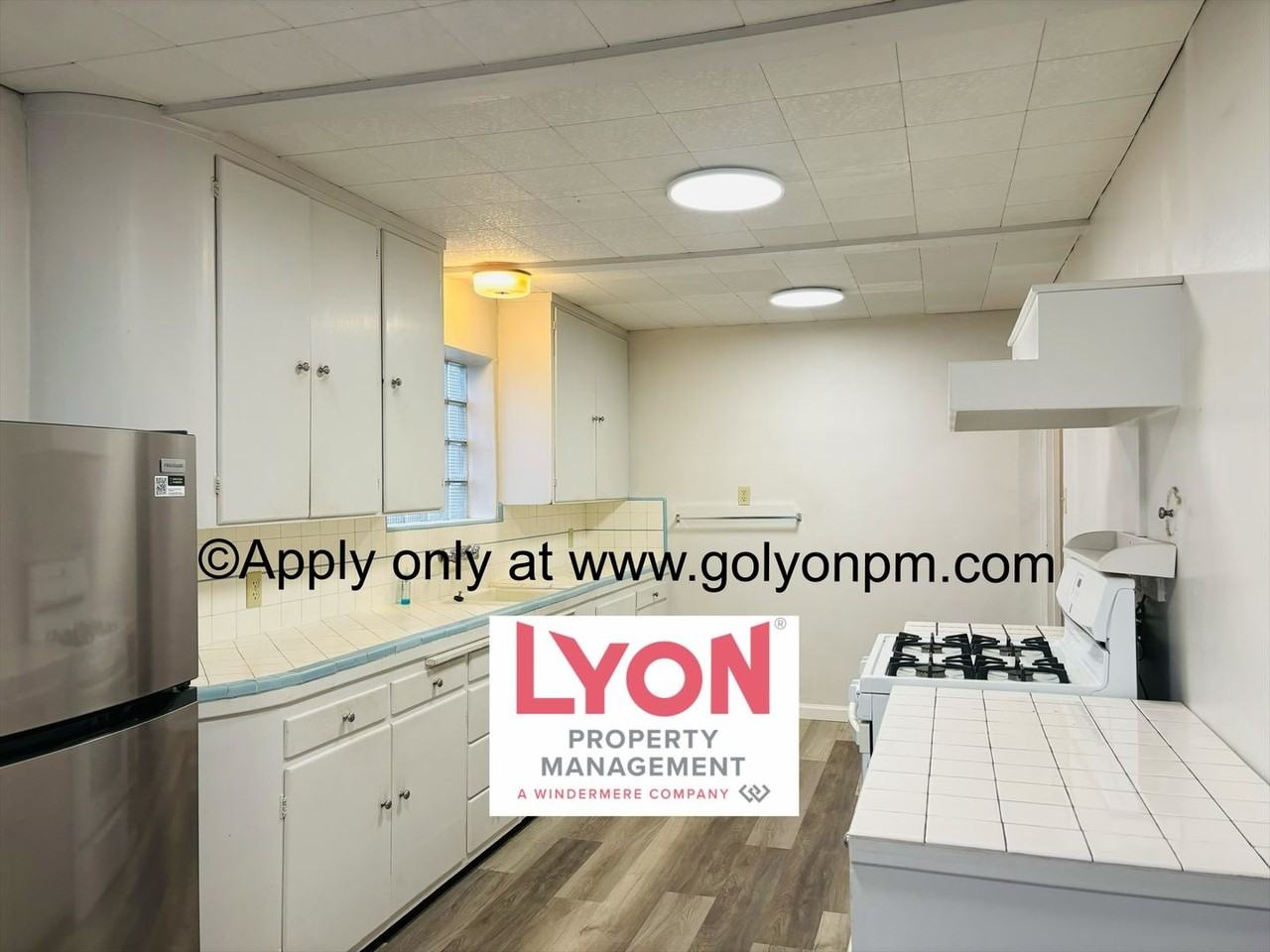 2250 Oxford St - Photo 2 of 8