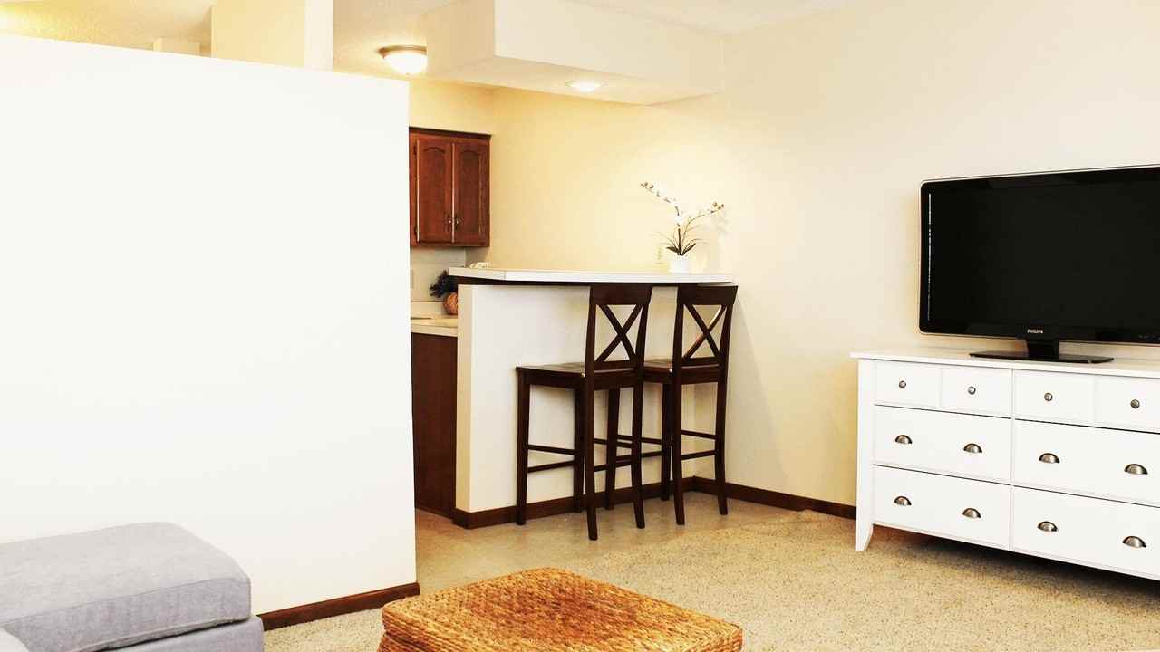 Georgetown - Photo 3 of 7