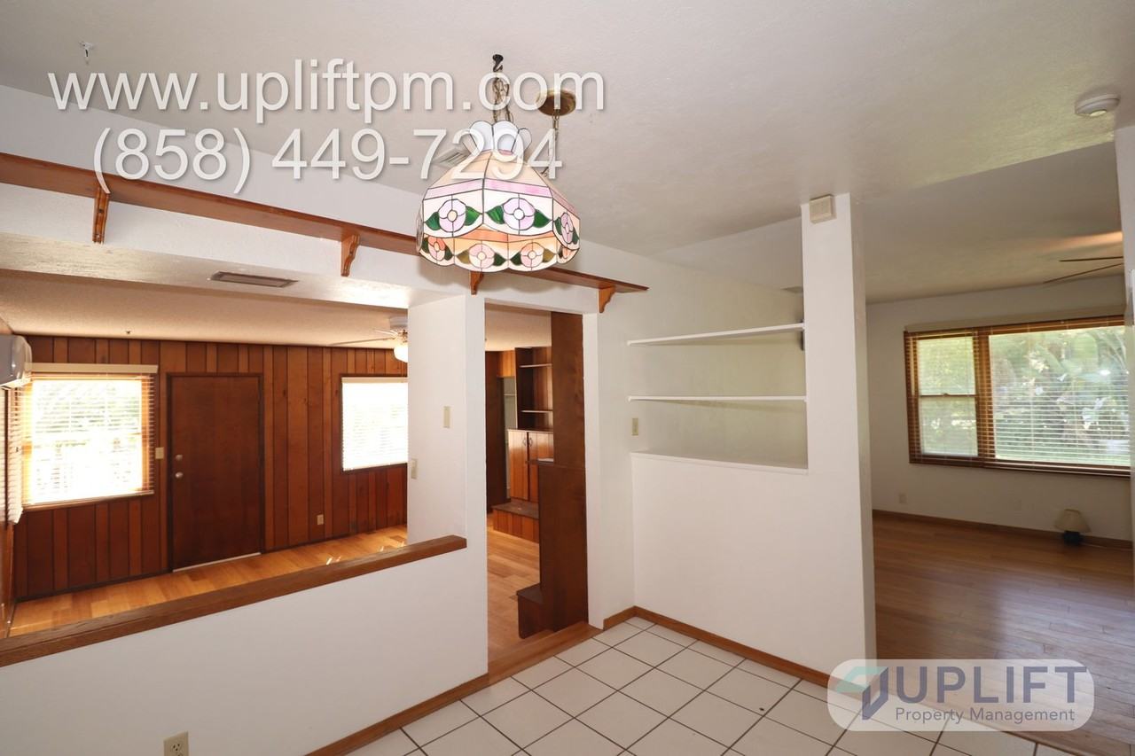 1441 Cedar St - Photo 6 of 14