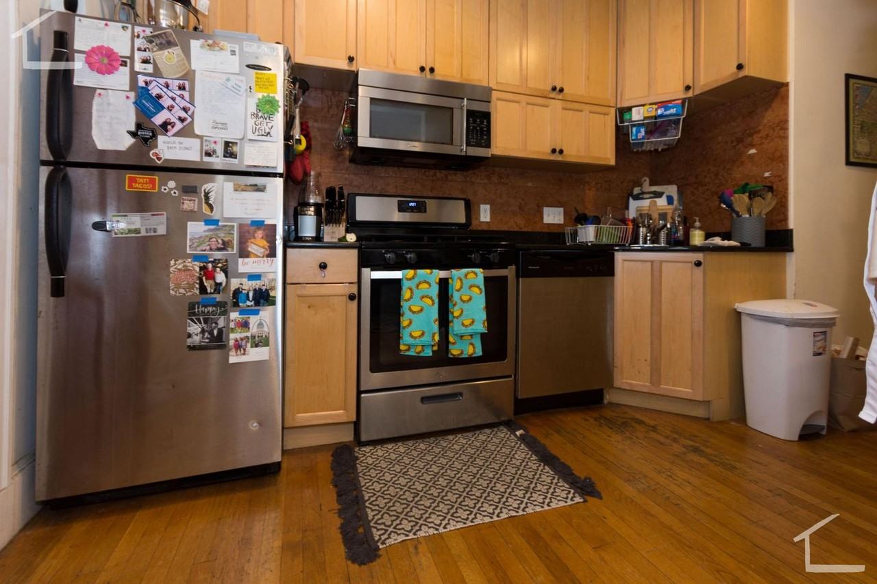 69 Babcock St - Photo 5 of 9