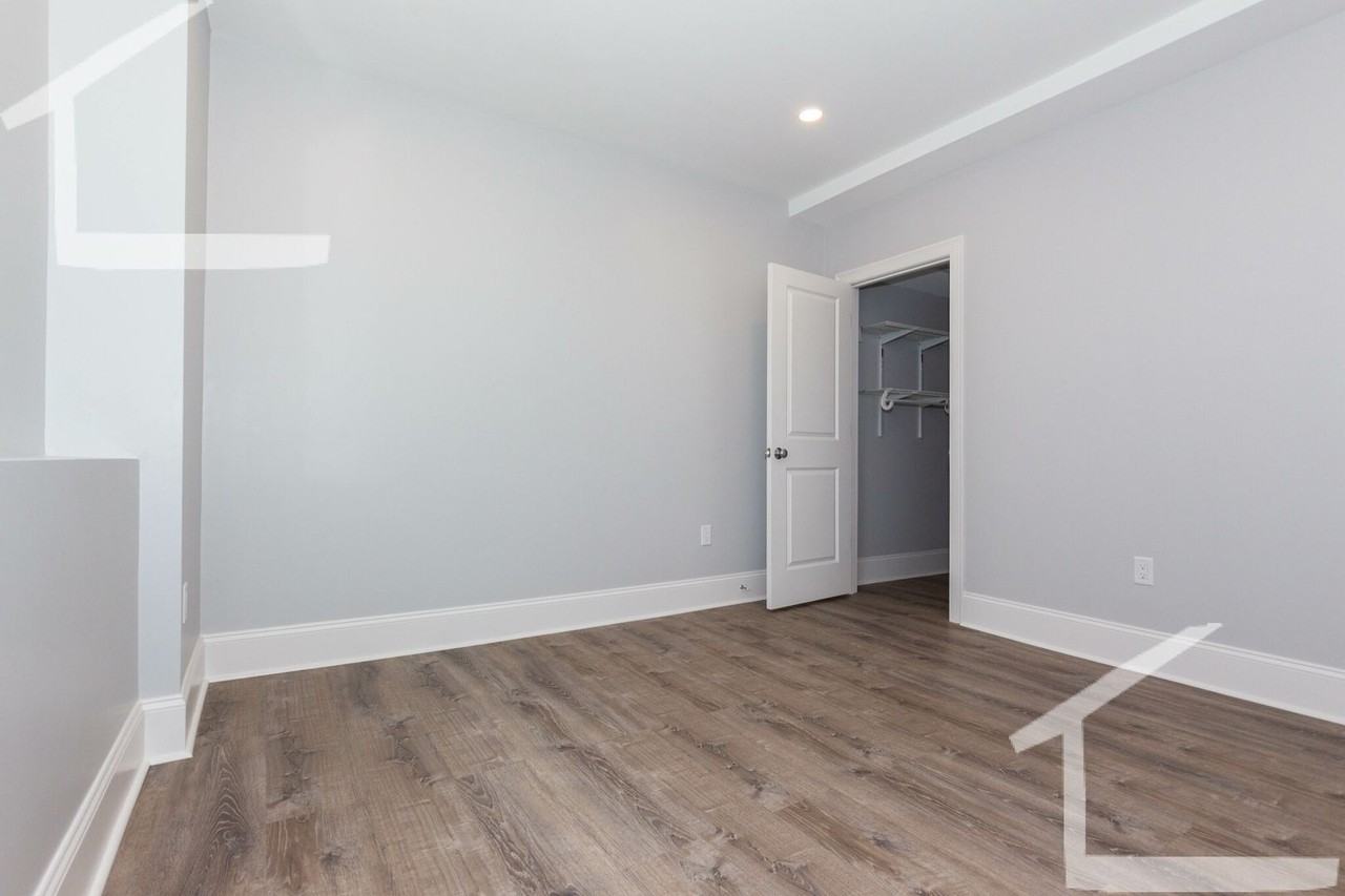 124 Kenrick St - Photo 7 of 14