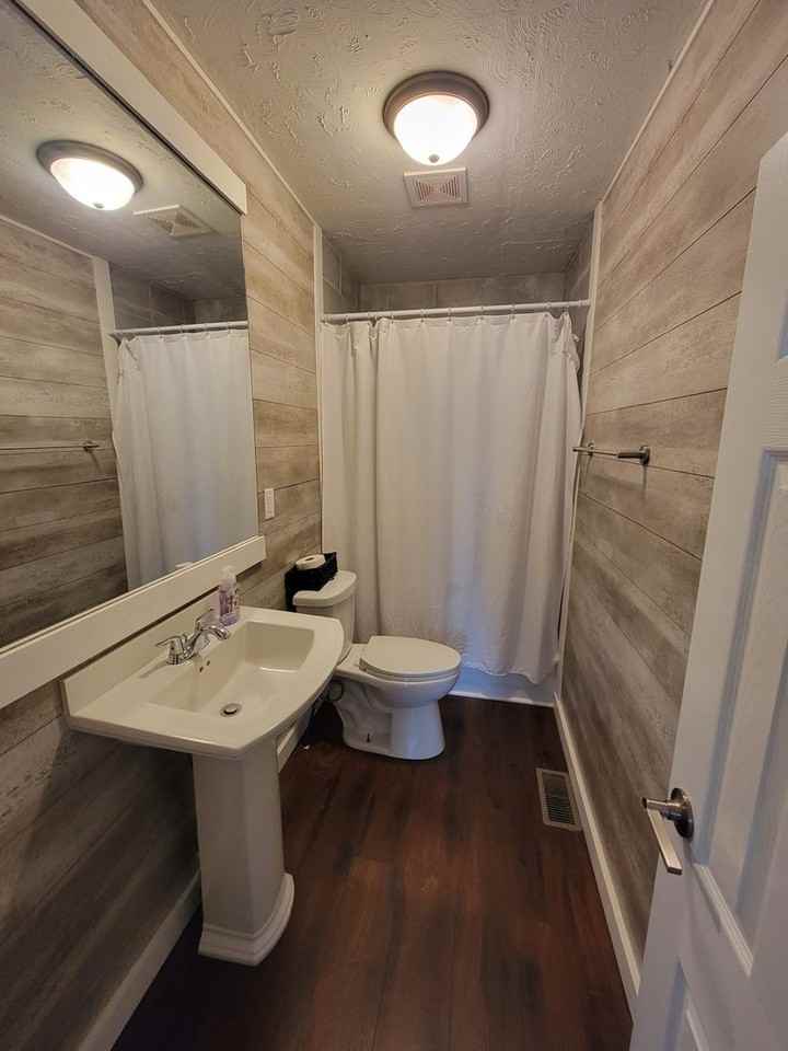 1018 W Nichols St - Photo 3 of 12