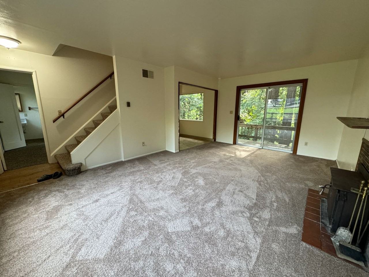 799 Patrick Ct - Photo 2 of 16