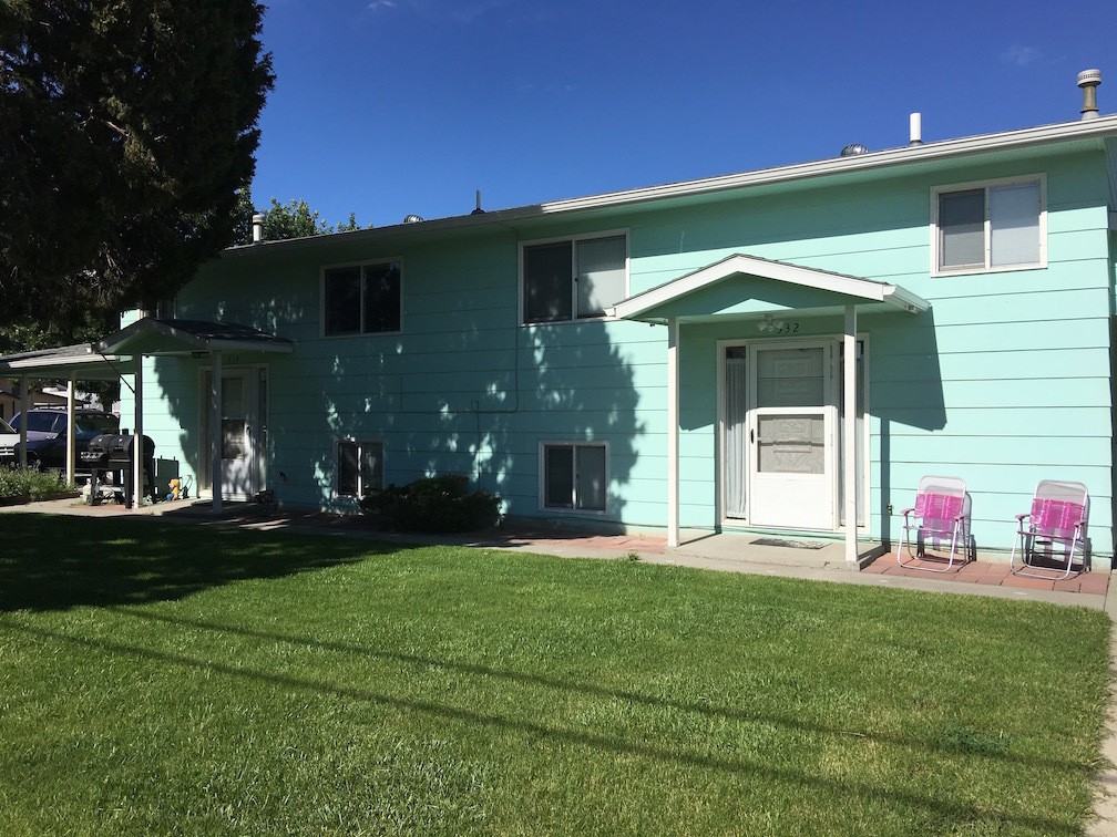 332 Hallowell Ln - Photo 3 of 15