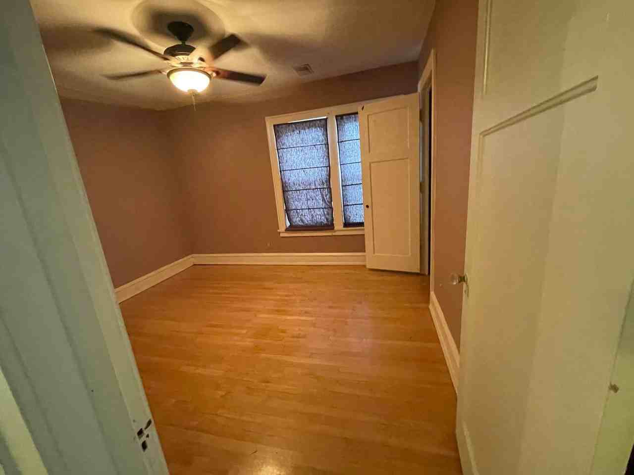 2800 W Lincoln Ave - Photo 2 of 2