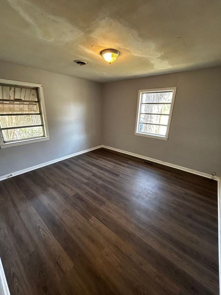 61 Pelham Hts - Photo 2 of 6