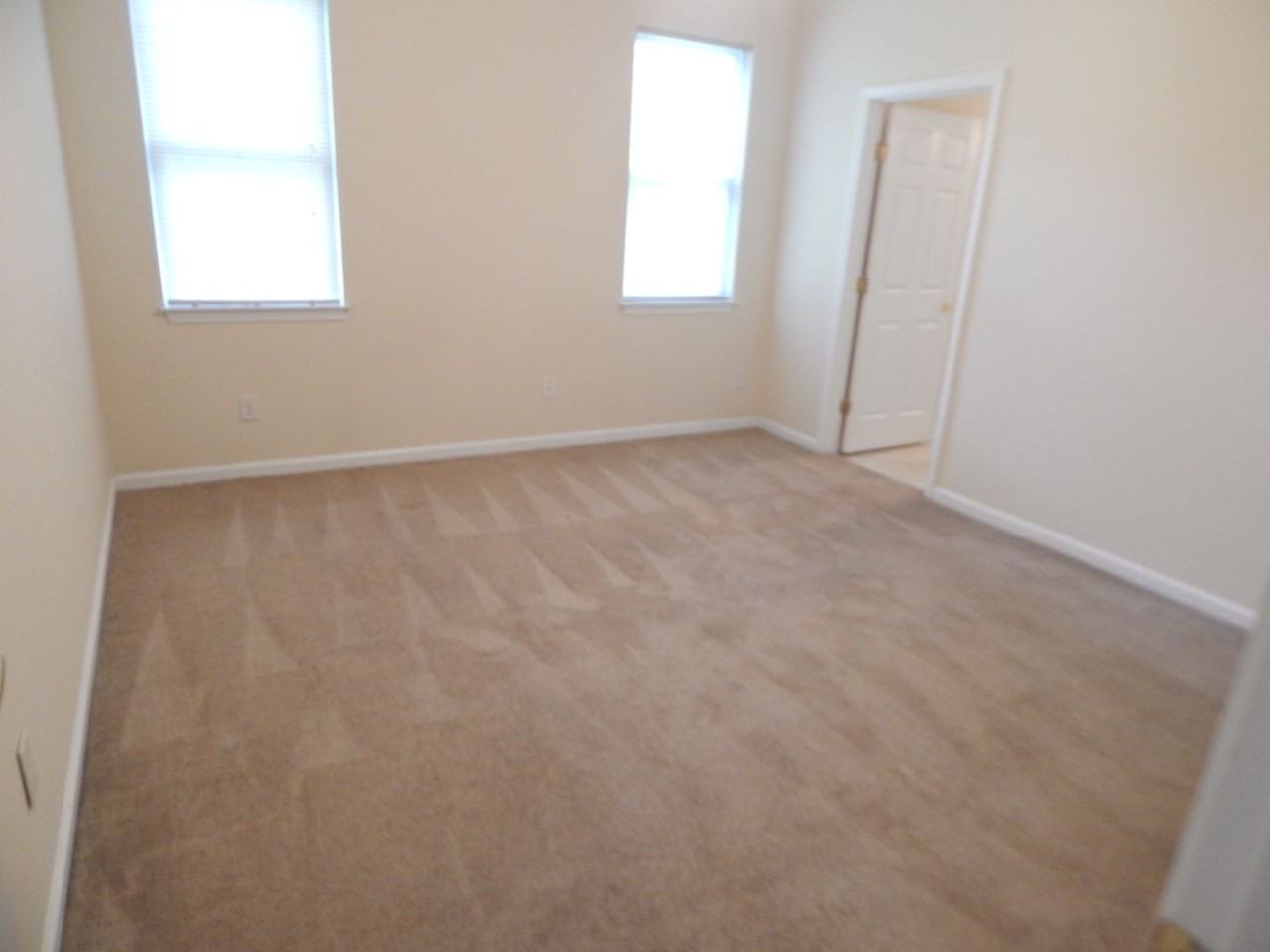 9410 Night Harbor Dr - Photo 4 of 11