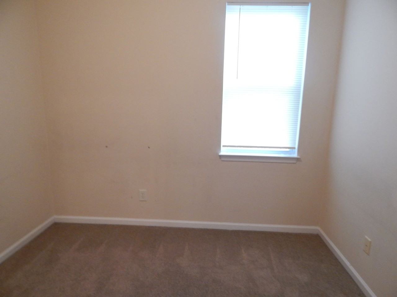 9410 Night Harbor Dr - Photo 5 of 11