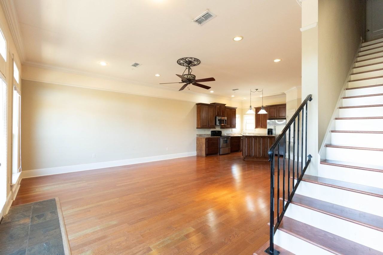 25 Oak Alley Ln - Photo 3 of 15