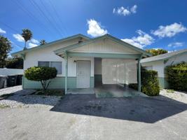 featured image of 189 N Hemet St