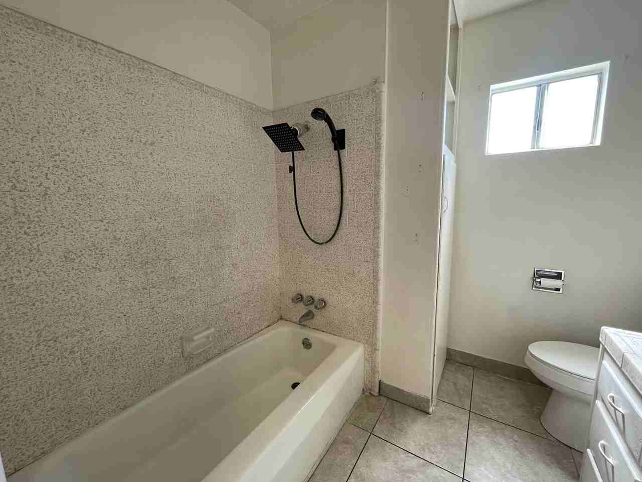 189 N Hemet St - Photo 7 of 10