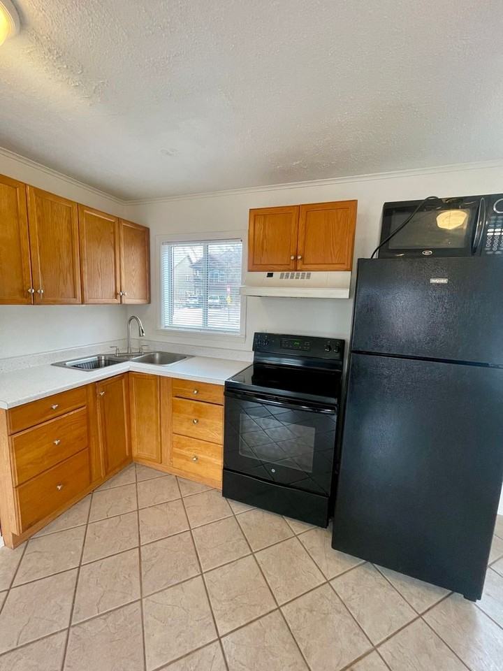 14 Oak Pl Uppr - Photo 6 of 17