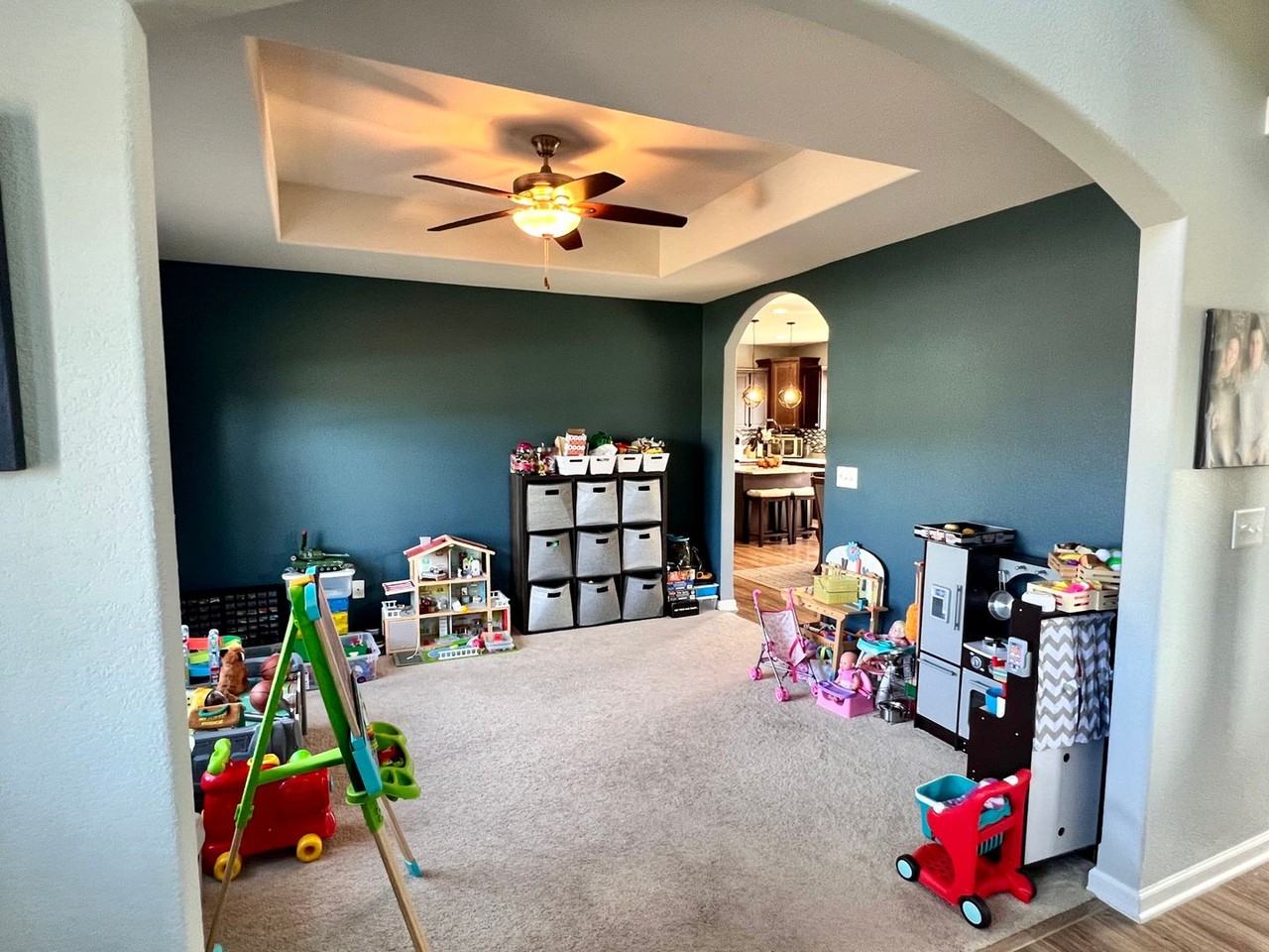 N60W13701 Weyerhaven Dr - Photo 4 of 20