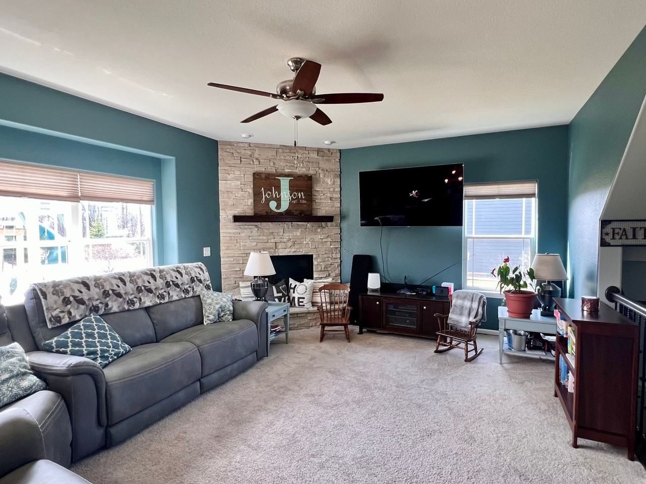 N60W13701 Weyerhaven Dr - Photo 6 of 20