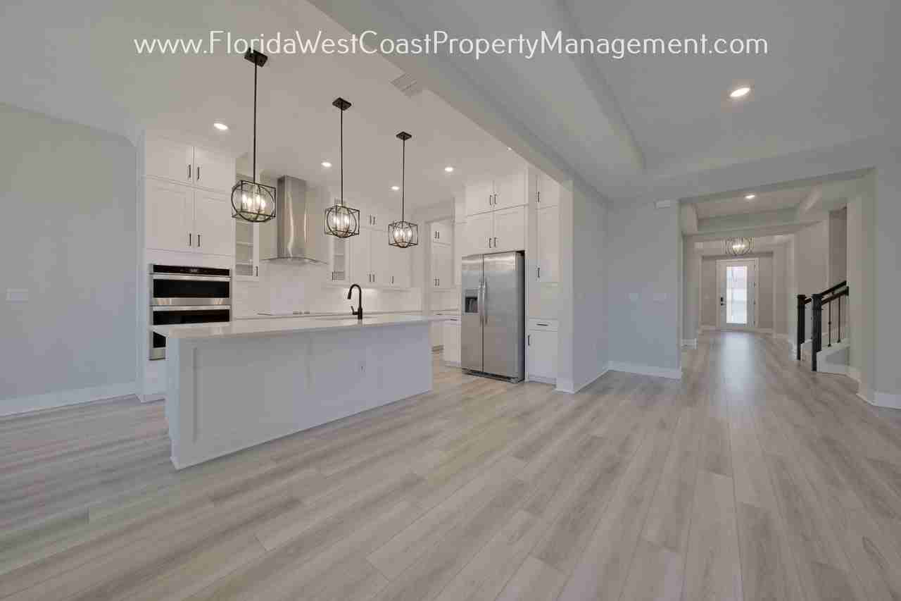 7328 Great Egret Blvd - Photo 3 of 50