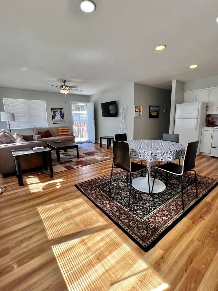 561 Claremont St #B - Photo 4 of 13